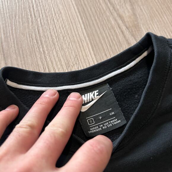 Men's Nike Sportswear Just Do It Fear Black Crewneck Pullover Sweatshirt Sz S - Picture 2 of 5